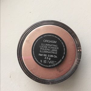 NARS highlighter in shade Orgasm